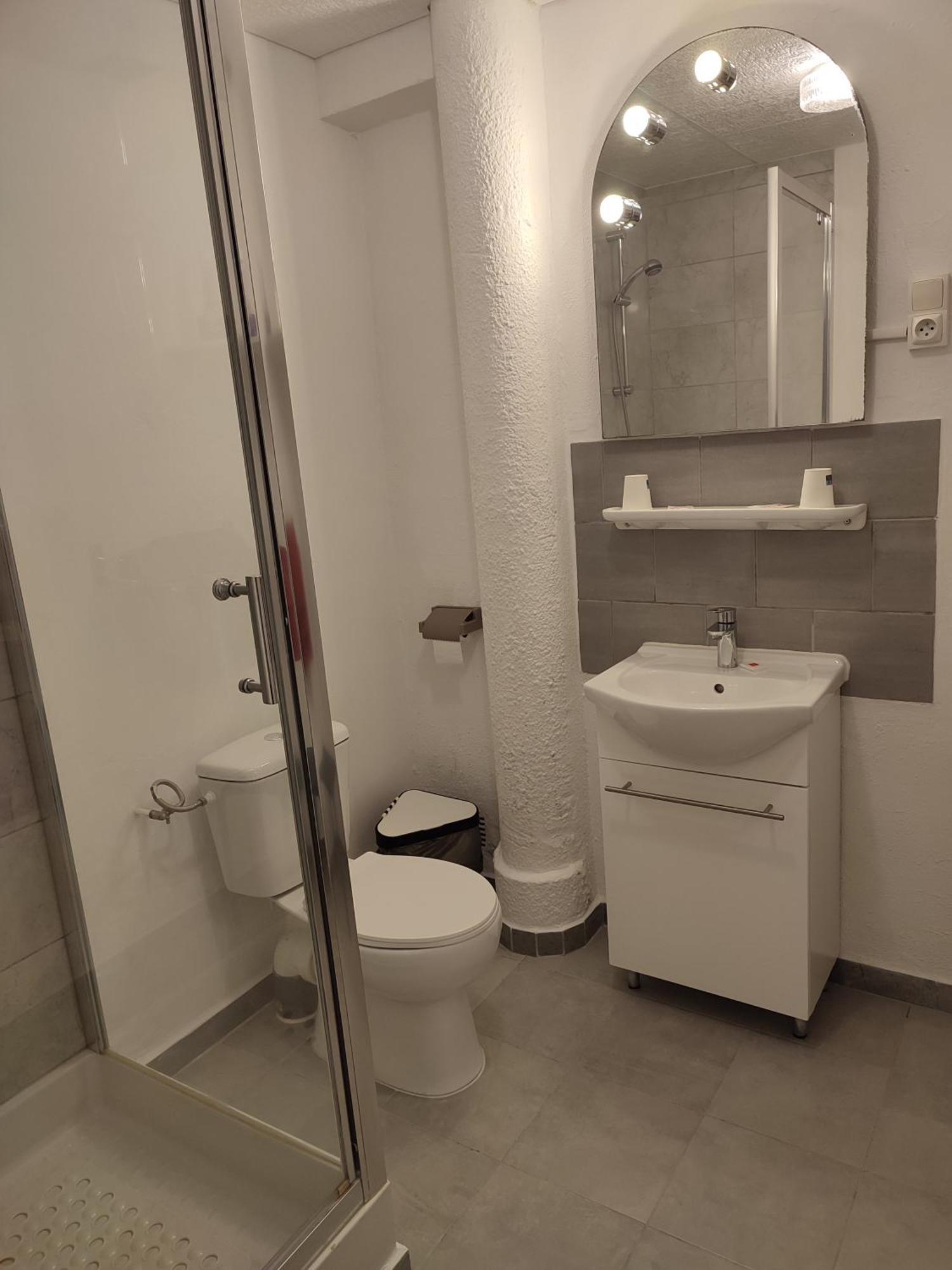 Hotel Le Calypso Hyeres Ngoại thất bức ảnh